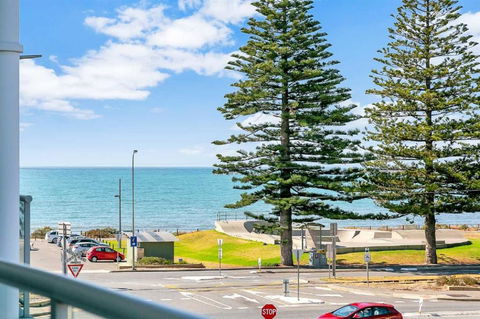 Gallery Resort Apartments - Accommodation Gold Coast 3