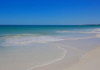 Travillas - Accommodation Gold Coast 4