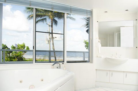 Ulysses 1 - Accommodation Gold Coast 4