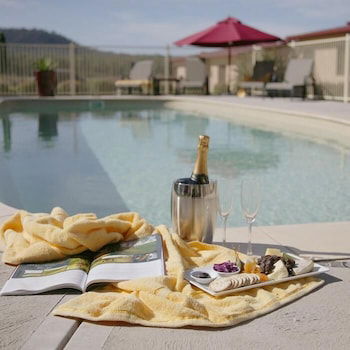 Nightingale Luxury Villas - Accommodation Gold Coast 2