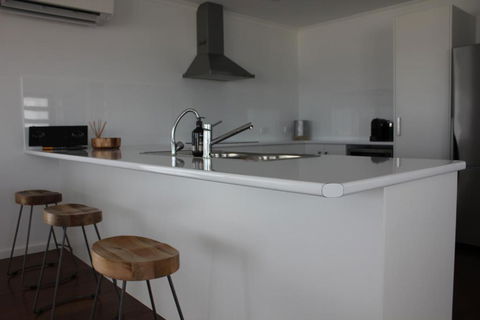 Beach House At Arno - Gold Coast 4U 7