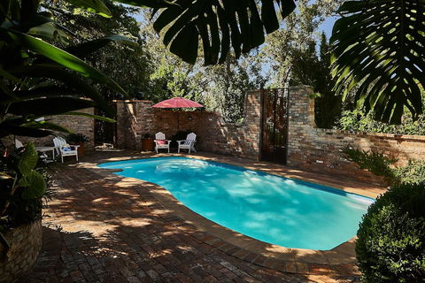 The Regents Park Mansion - Accommodation Gold Coast 2