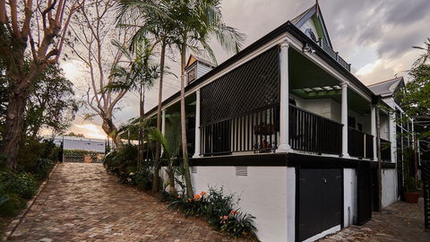 The Regents Park Mansion - Accommodation Gold Coast 0