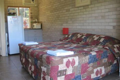 Tailwaggers Rainforest Retreat - Accommodation Gold Coast 7