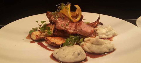 SEE Restaurant - Accommodation Gold Coast 1