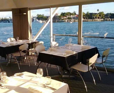 SEE Restaurant - Accommodation Gold Coast 6