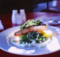 Springfields on Deakin Restaurant - Gold Coast 4U