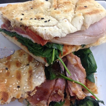 Bethy's Cafe At The Bazaar - Accommodation Gold Coast 0