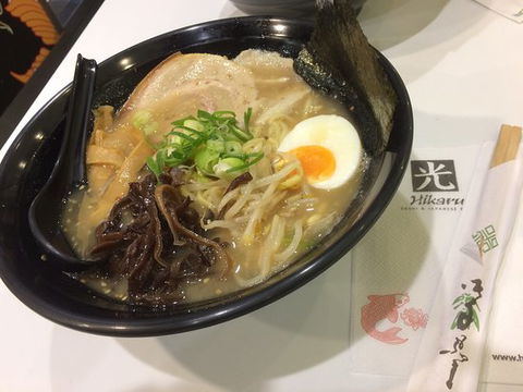 Hikaru Sushi And Japanese Food - Accommodation Gold Coast 3
