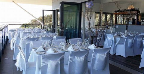 Lighthouse Beach Cafe - Gold Coast 4U 10