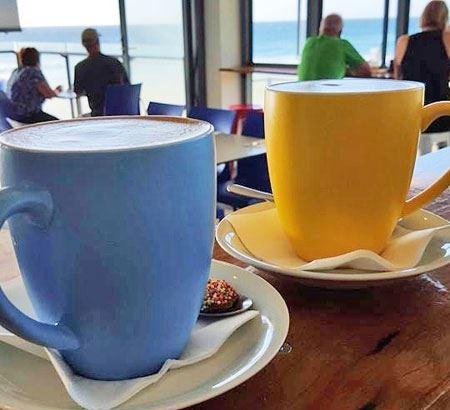 Lighthouse Beach Cafe - Gold Coast 4U 1
