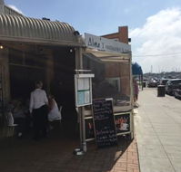 Alma's - Gold Coast 4U