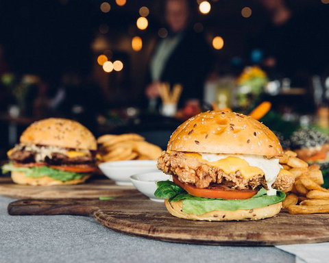 Middel's Tapas Bar And Restaurant - Accommodation Gold Coast 0