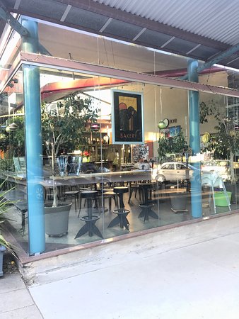 Mount Beauty Bakery - 1 Gold Coast 0