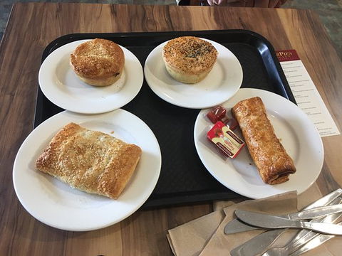 Parker Pies - 1 Gold Coast 0