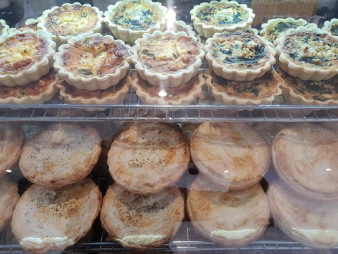 Red Fox Coffee Lounge - Accommodation Gold Coast 0