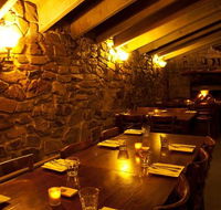 Stones Throw  Hotel High Plains - Gold Coast 4U