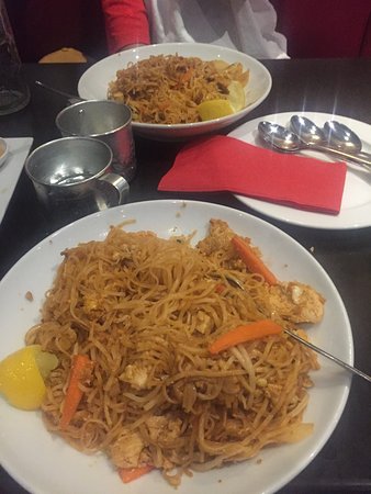 GR8 Thai - Accommodation Gold Coast 0