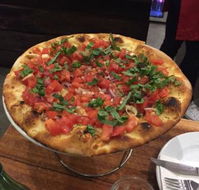 Fratelli's Wood Fired Pizza - Gold Coast 4U