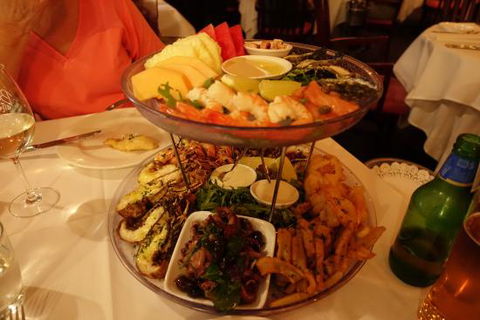 Basil's Seafood Restaurant - Gold Coast 4U 0