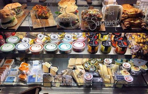 Blue Mist Cafe - Accommodation Gold Coast 3