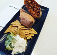 Bistro 76