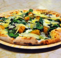 Pizzeria e Cucina