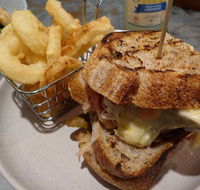 Sourdough Bakery - Gold Coast 4U