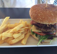 Jules by the Lake Cafe - Gold Coast 4U
