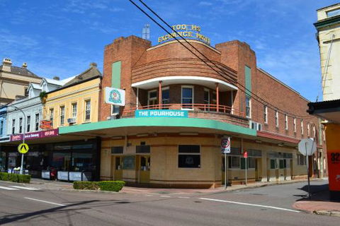The Pourhouse - Accommodation Gold Coast 0