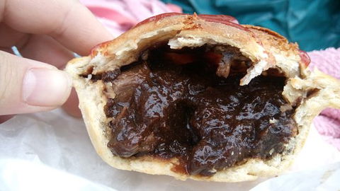 Breman Patisserie - 1 Gold Coast 0