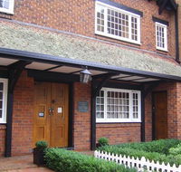 The Fireside Inn - Gold Coast 4U