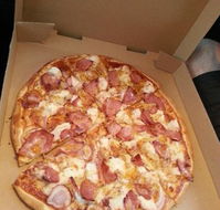 Hero's Pizza - Accommodation Gold Coast