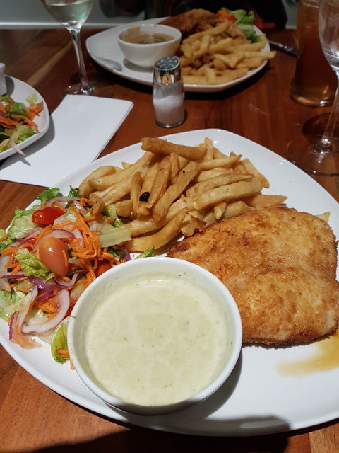 Sandy Cove Tavern - 1 Gold Coast 4