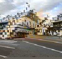 Horse and Jockey Hotel - Accommodation Gold Coast