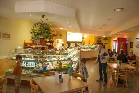 Sheehan Sunnyside Bakery & Cafe - Gold Coast 4U 0