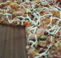 2452 Pizza and Chickens - Accommodation Gold Coast