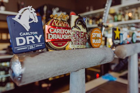 Crossroads Hotel - Accommodation Gold Coast 0