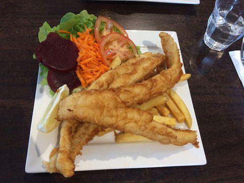 North Haven Takeaway & General Store - 1 Gold Coast 0