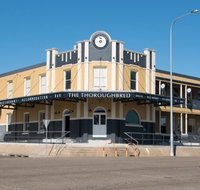 The Thoroughbred - Accommodation Gold Coast