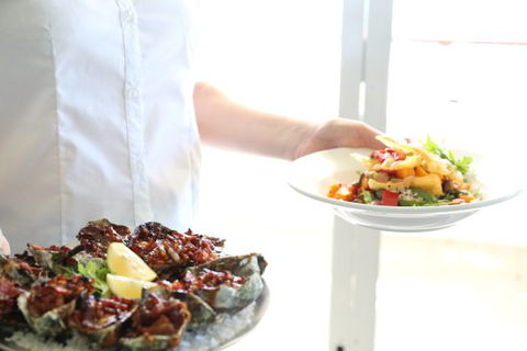 Hooked Restaurant & Grill - Gold Coast 4U 0