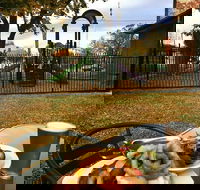 The Riverina Hotel Restaurant - Gold Coast 4U