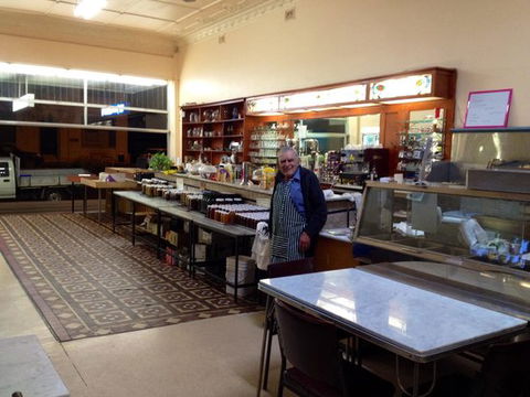 Canberra Cafe - Gold Coast 4U 0