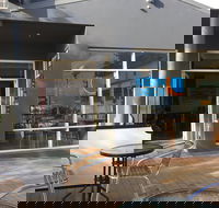 Main Deck Cafe - 1 Gold Coast