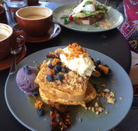 Stand By Me Cafe - Gold Coast 4U