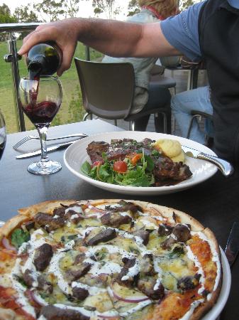 The Huskisson - Accommodation Gold Coast 0