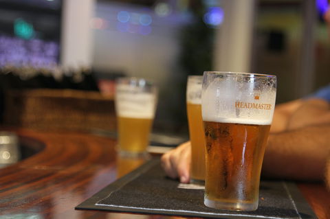 Abbotts Hotel - Accommodation Gold Coast 0