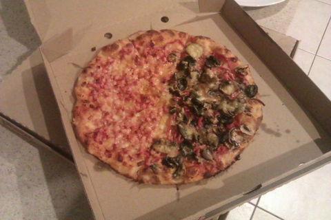 Raamons Pizza - Accommodation Gold Coast 0