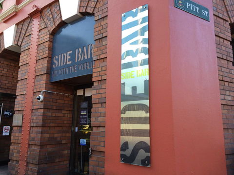 Side Bar - Accommodation Gold Coast 0