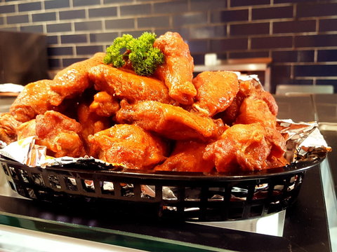 SoCal Chicks - Accommodation Gold Coast 0